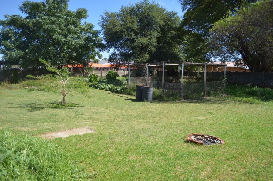 4 Bedroom Property for Sale in Flamwood North West